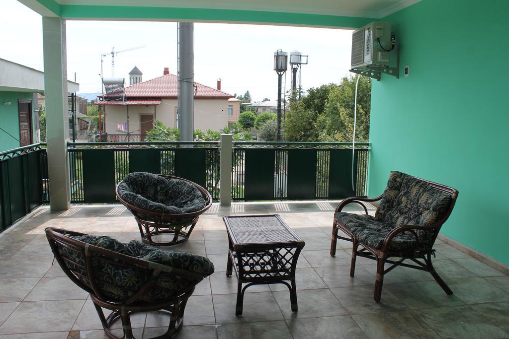 Guest House Green House Zugdidi Exteriör bild